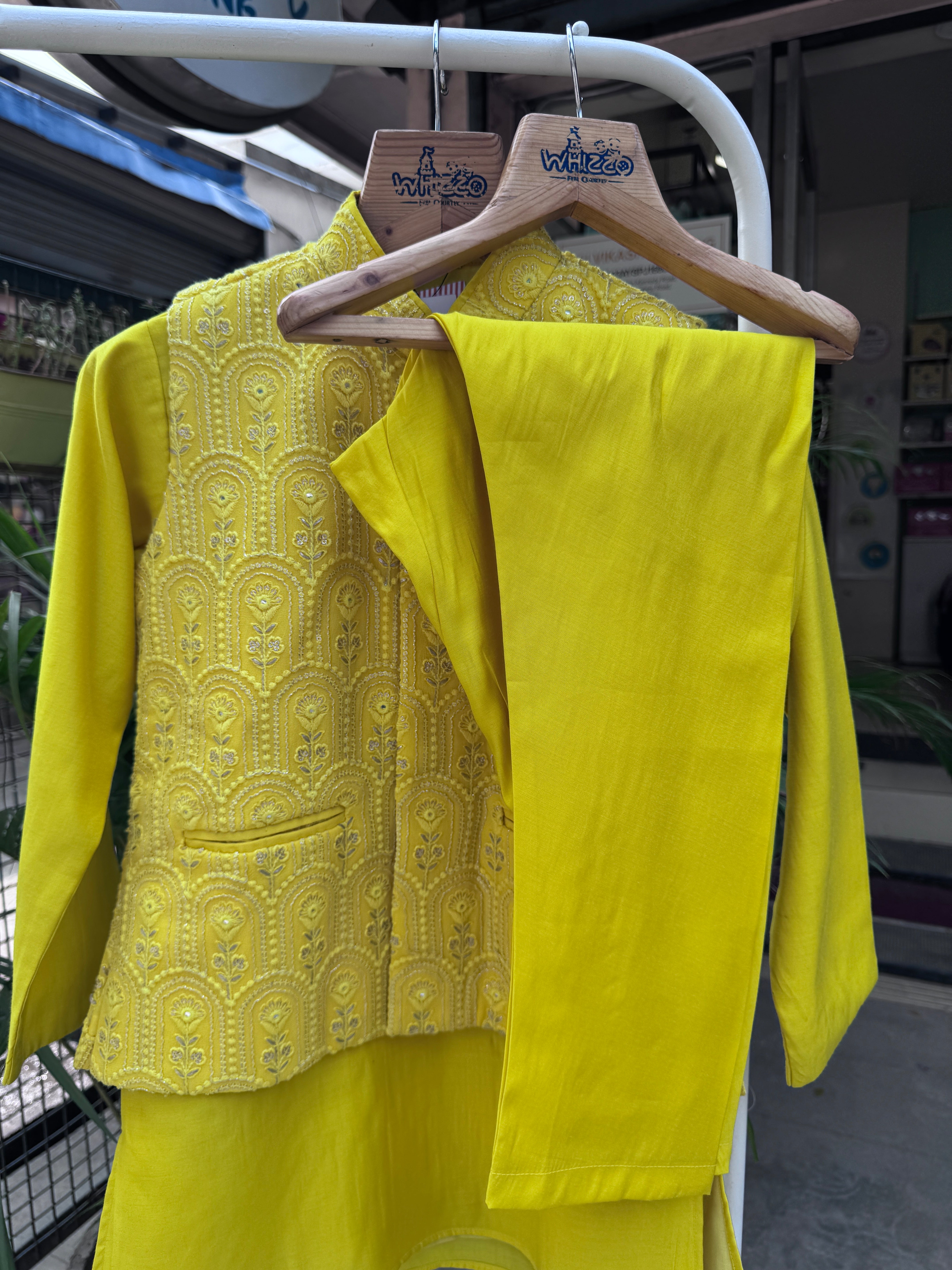 Boys Yellow Kurta Set with Intricate Embroidered Nehru Jacket – Traditional Festive Wear with Cotton Lining (Age 5 to 7 Years)