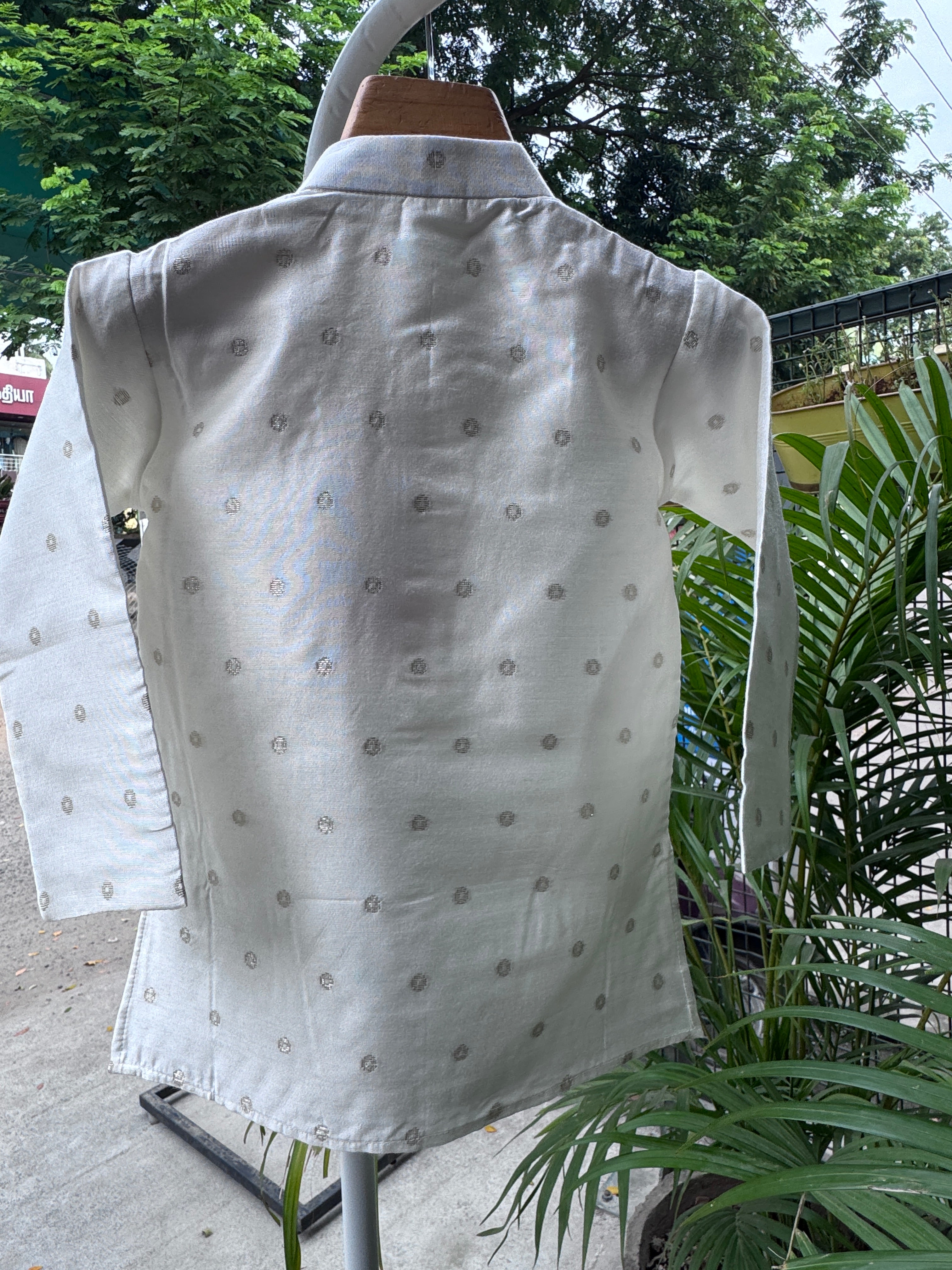 Boys Ivory White Embroidered Kurta Set With Cotton Lining – Timeless Festive Classic (Age 1 – 7 Years)