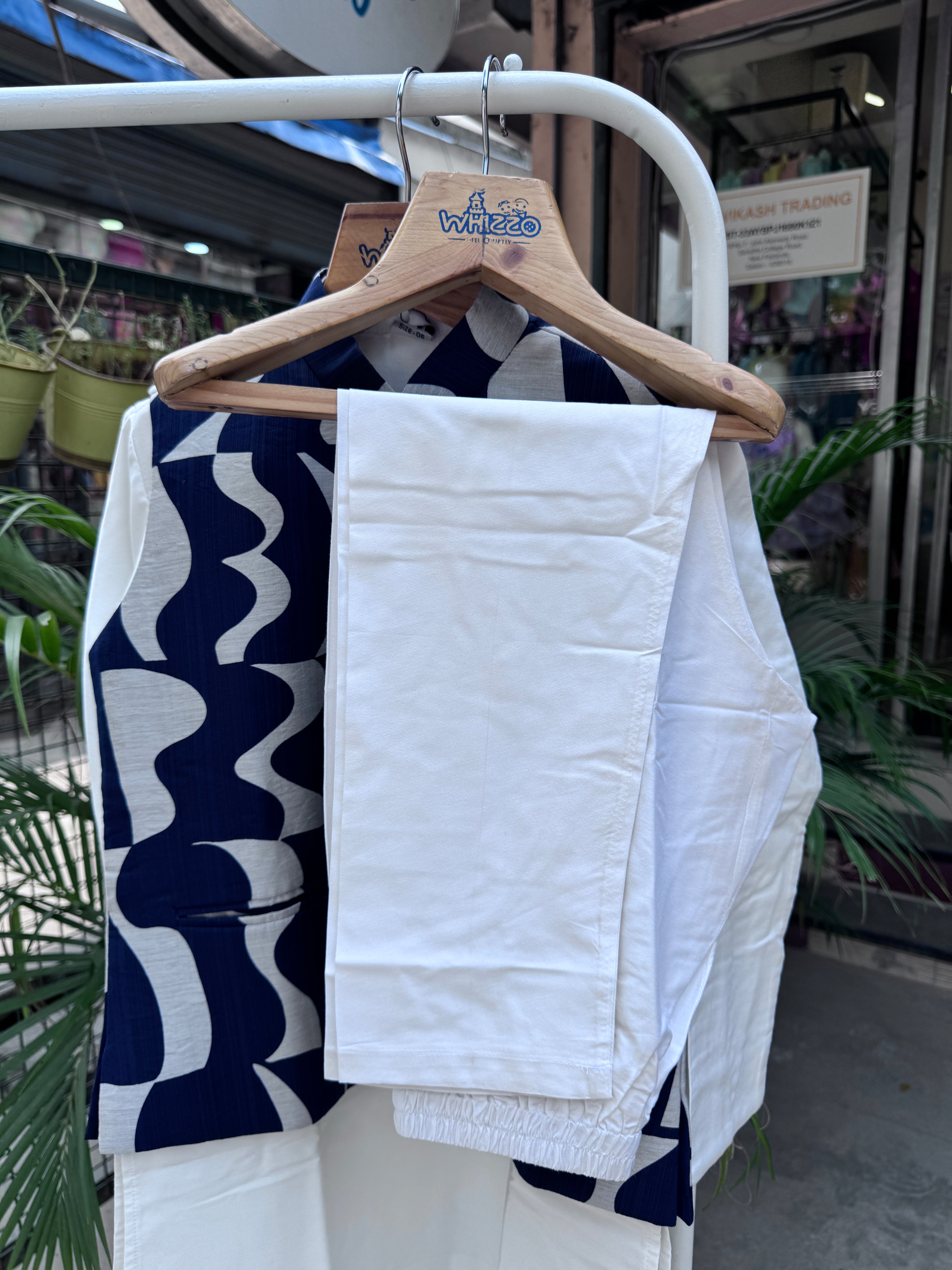 Boys Navy & Ivory Abstract Print Jacket Kurta Set with Cotton Lining – Premium Festive Wear (5–7 Years)