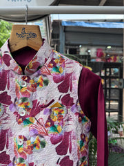 Boys Maroon Kurta Set with White Floral Embroidered Nehru Jacket – Stylish Festive & Party Wear (Age 5 to 7 Years)