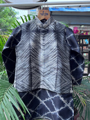 Boys Black & Ivory Kurta Set with Geometric Nehru Jacket – Elegant Festive Outfit with Cotton Lining (Age 5 to 7 Years)