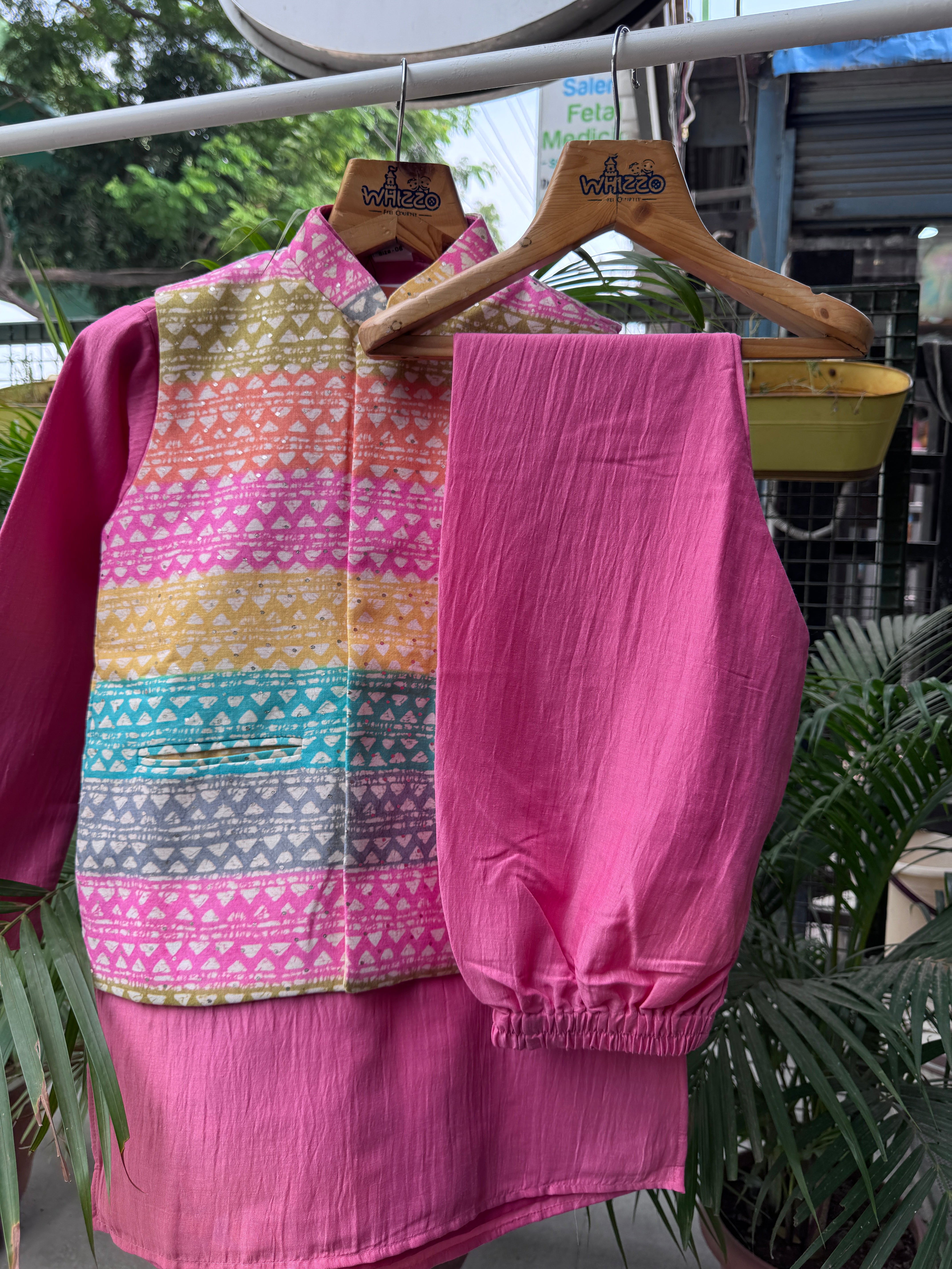 Boys Multicolor Festival Jacket & Pink Kurta Pajama Set | Vibrant Ethnic Wear for Celebrations (5–7 Years) – With Cotton Lining