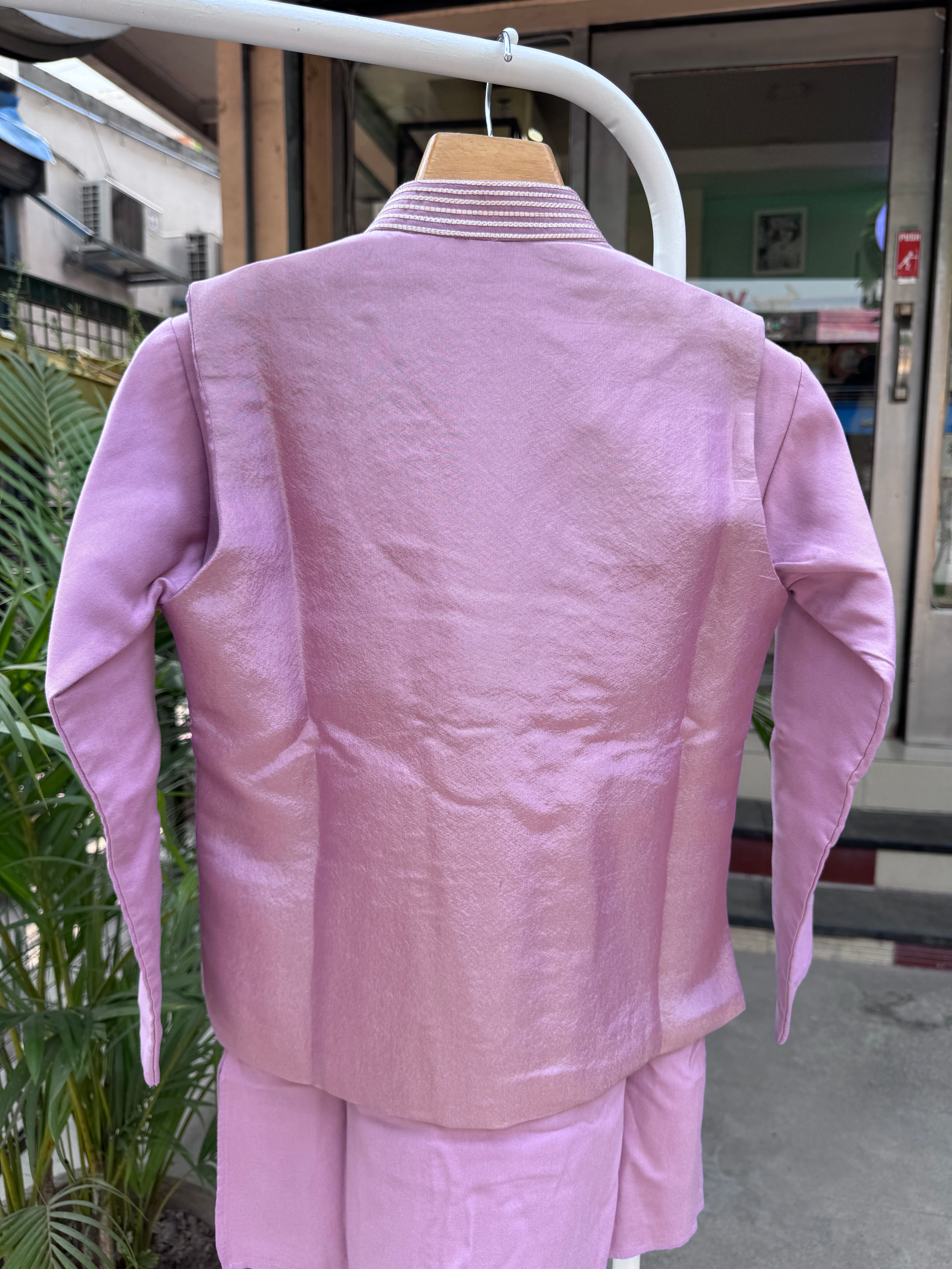 Boys Lilac Gold Embroidered Kurta Set With Cotton Lining – Elegant Festive Wear (Age 5–7 Years)