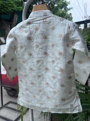 Boys Ivory Kurta Set With Gold Self-Embroidery – Cotton-Lined Premium Traditional Wear (1–7 Years)