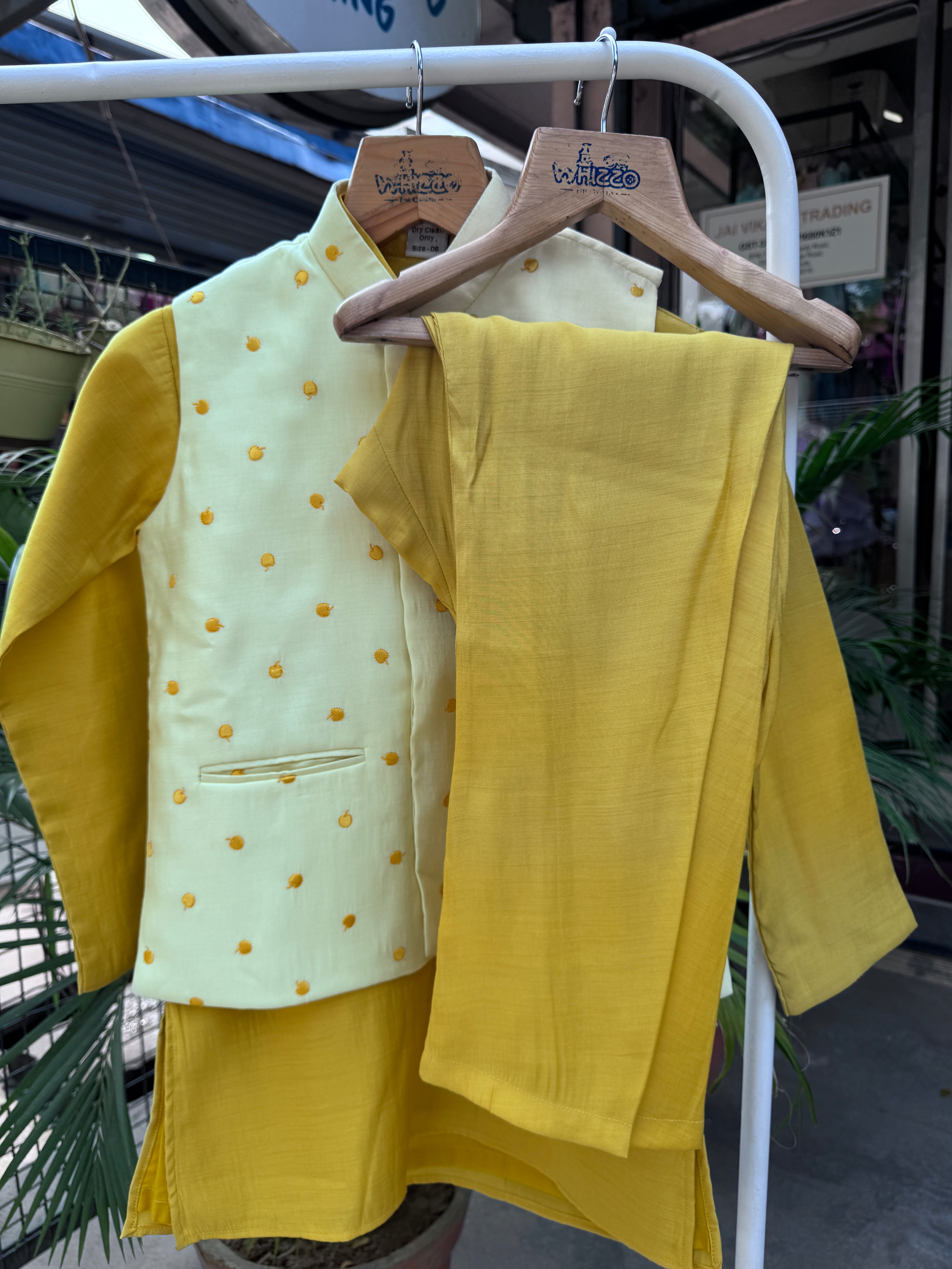 Boys Mustard Yellow Kurta Set with Cream Embroidered Nehru Jacket – Festive & Wedding Ethnic Outfit (Age 5 to 7 Years)