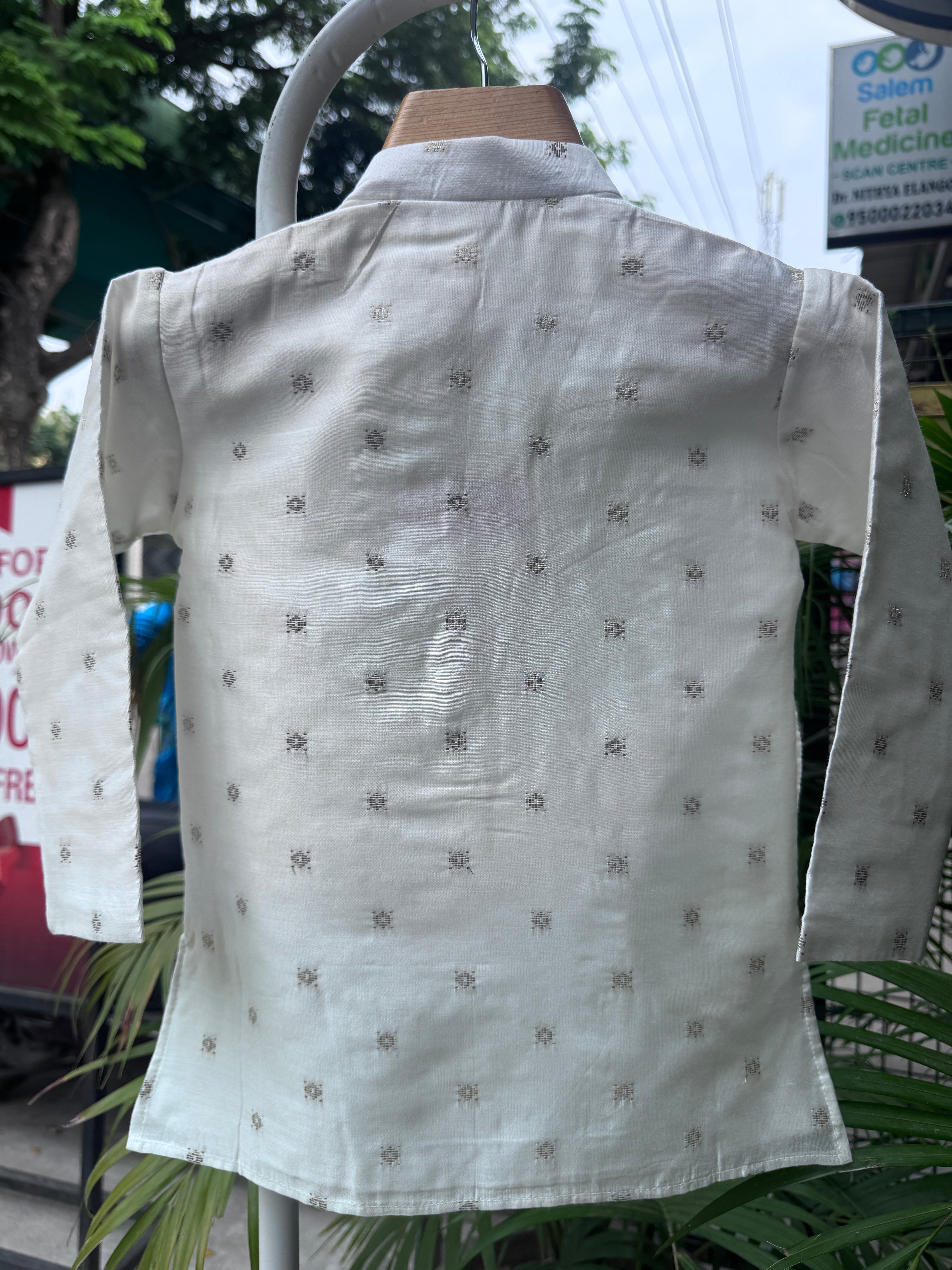 Boys Ivory Polka Self-Embroidered Kurta Set With Cotton Lining – Elegant Festive Classic (1–7 Years)