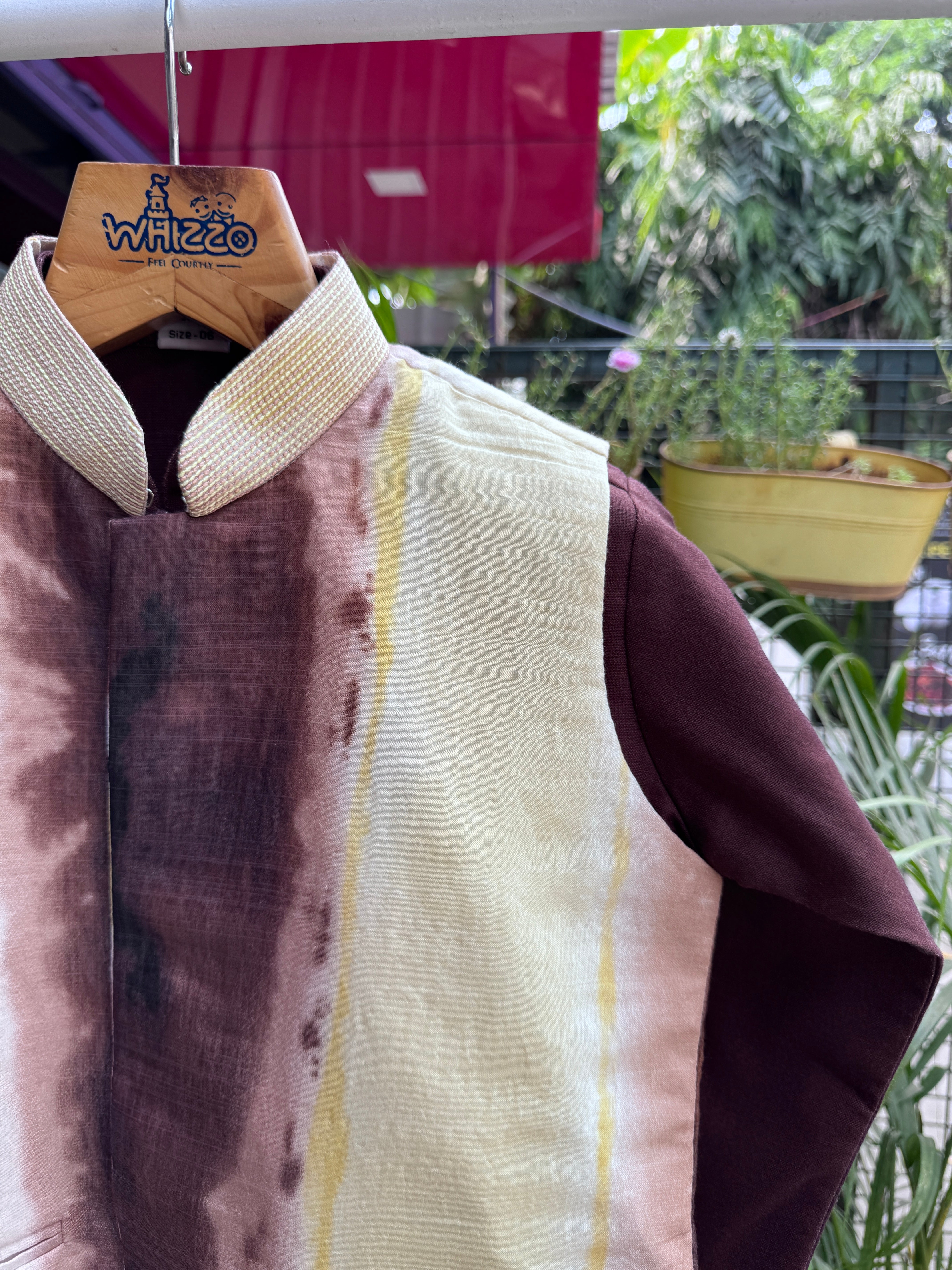 Boys Brown Kurta Set with Beige & Gold Ombre Nehru Jacket – Stylish Festive & Cultural Wear (Age 5 to 7 Ye