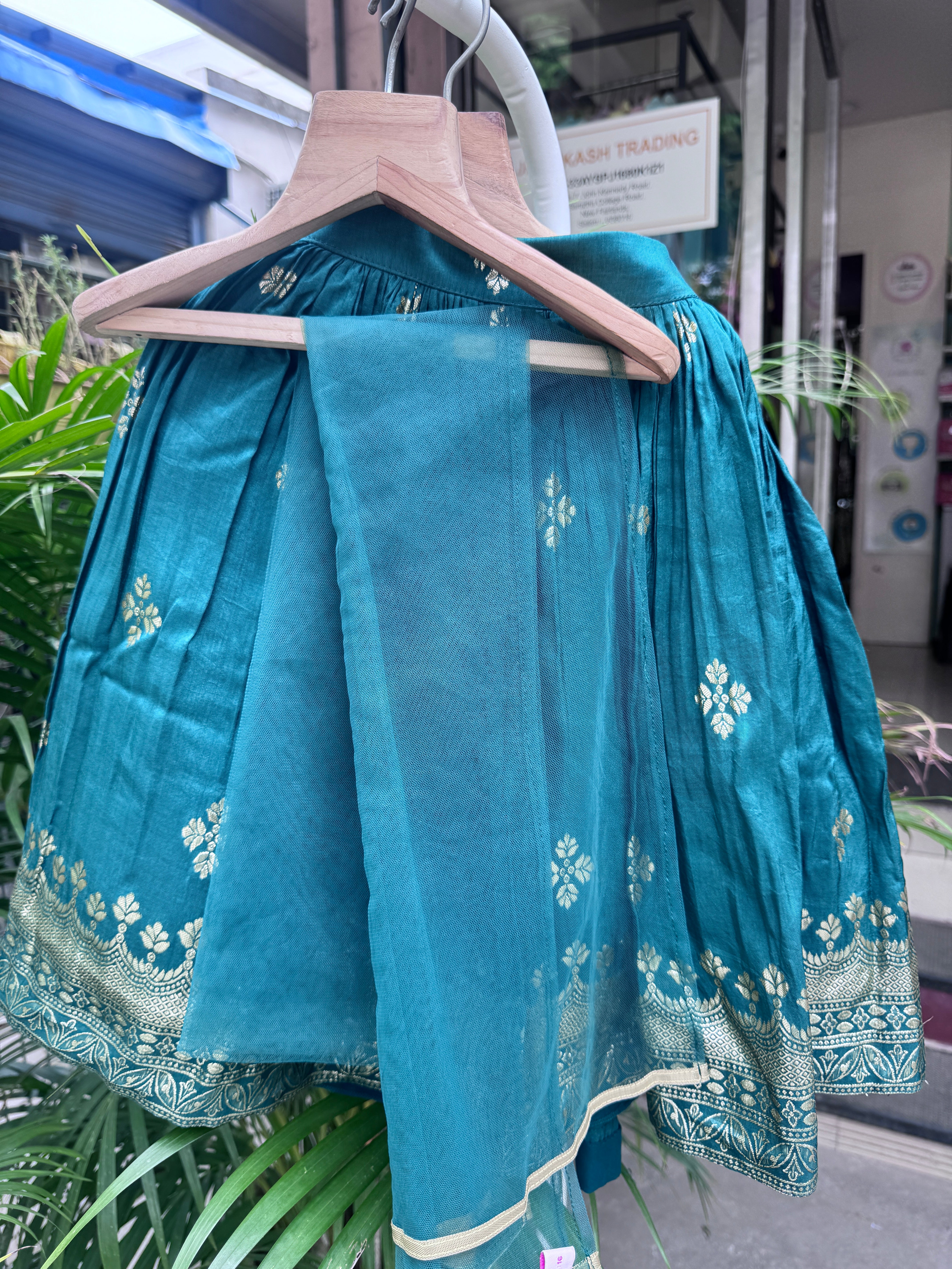 Peacock blue zari border lehengaEmerald Green Traditional Foil Print Lehenga & Embroidered Blouse Set for Girls | Festive Ethnic Wear | Ages 1–6 Years