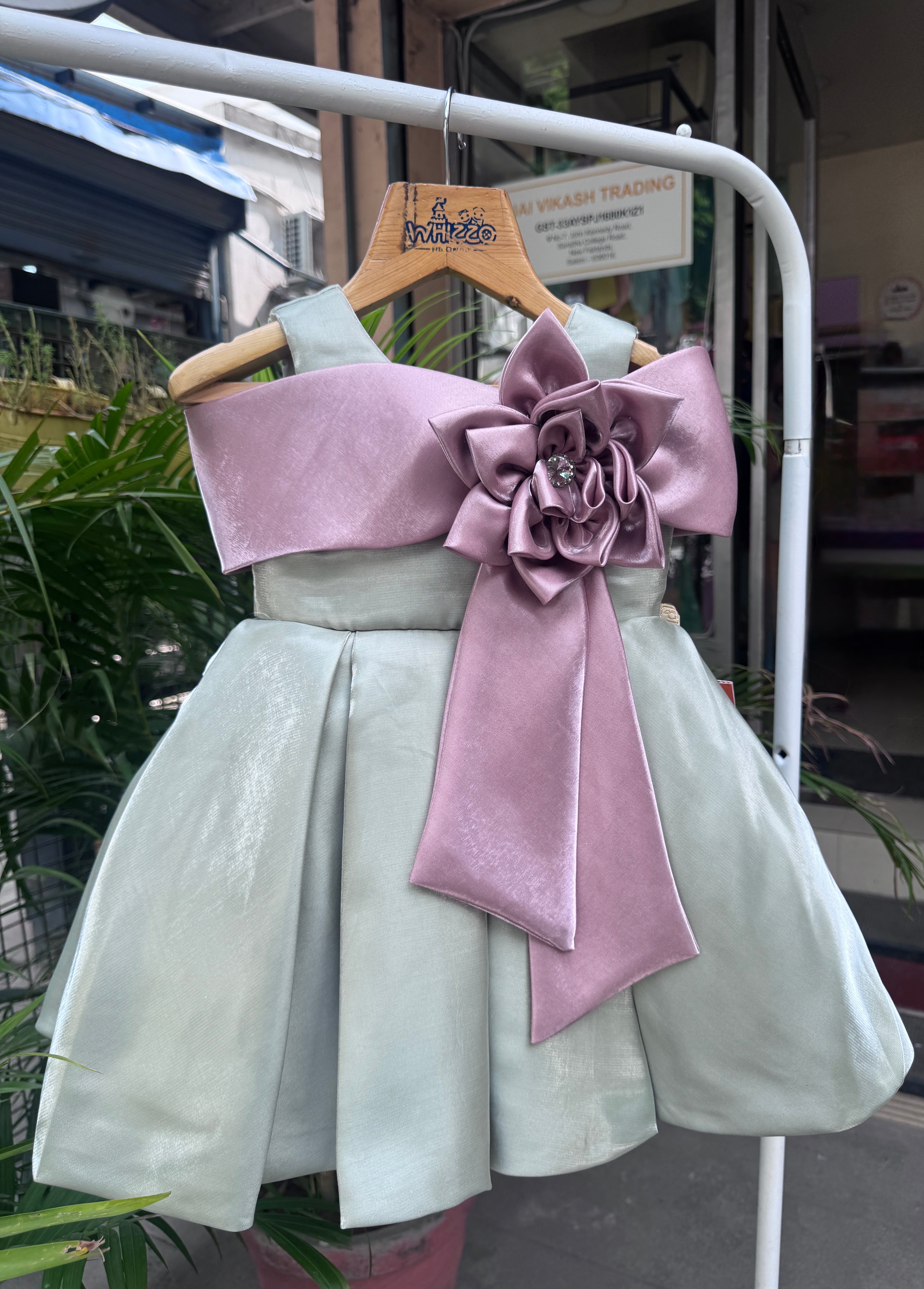 Pastel Green & Mauve Bow Shoulder Party Frock – Age 1–4 Years