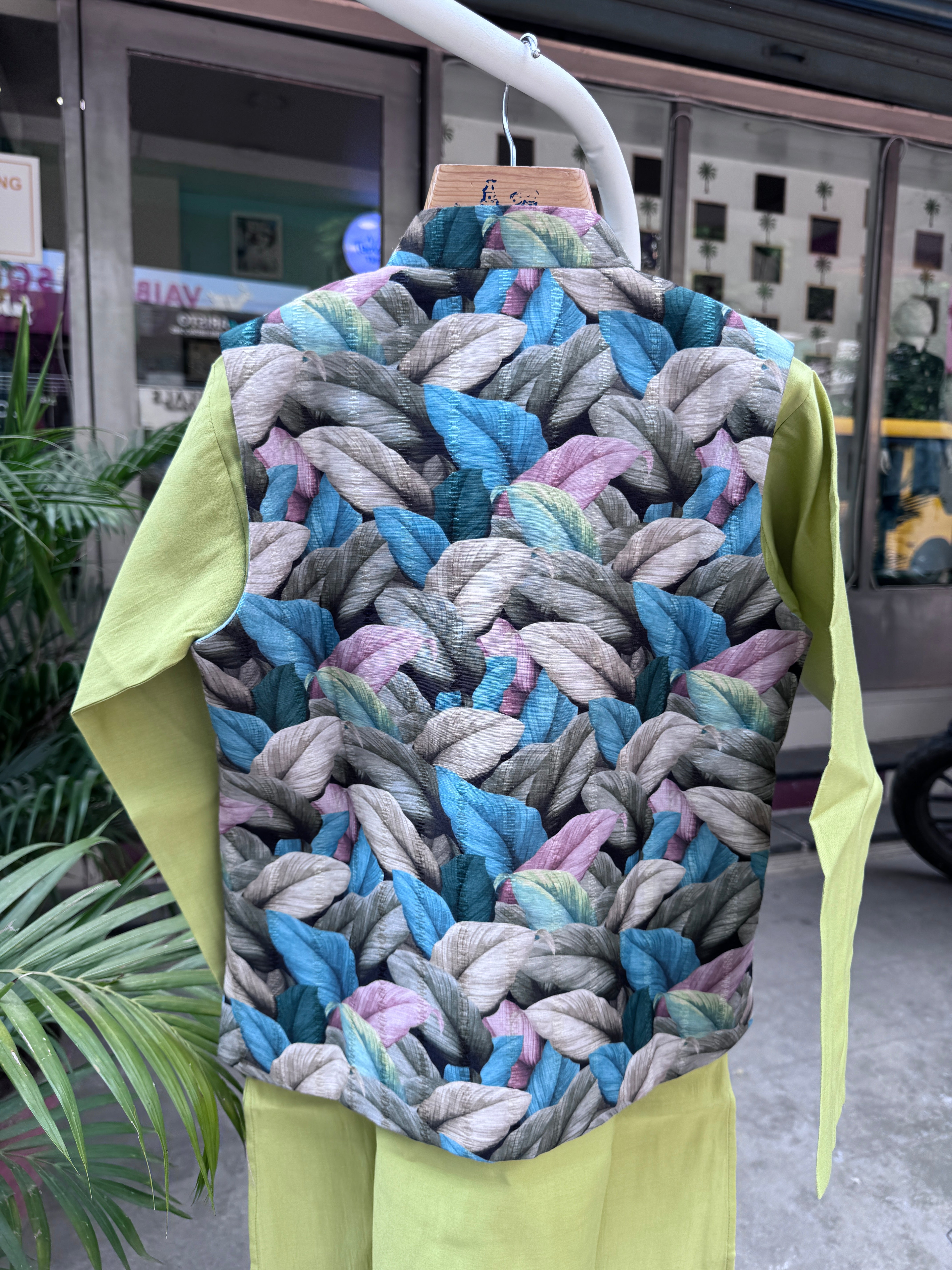 Boys Olive Green Kurta Set with Leaf Print Nehru Jacket – Trendy Festive Outfit with Cotton Lining (Age 1 to 7 Years)