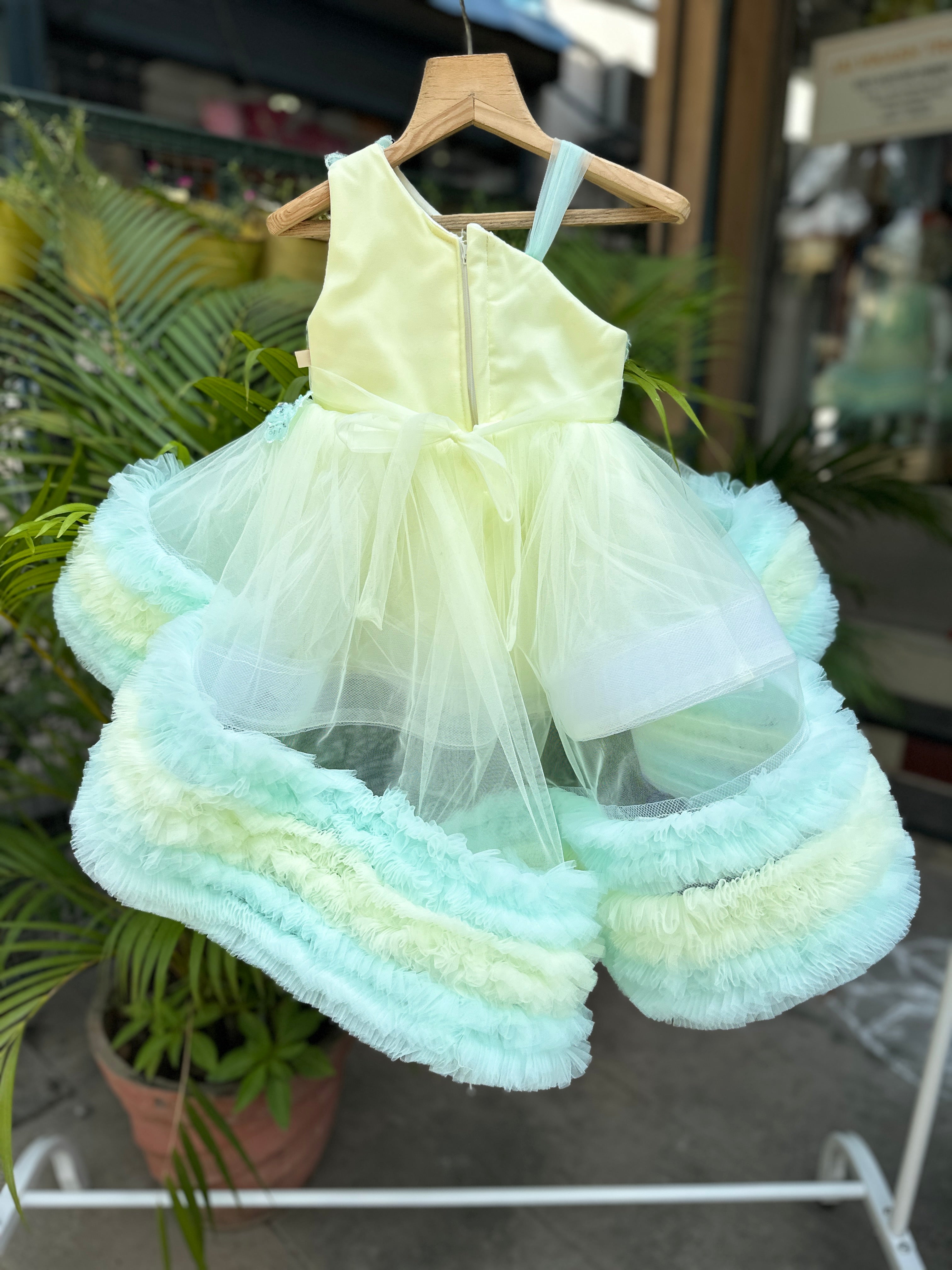 Mint Green Butterfly Appliqué One-Shoulder Tulle Party Gown with Layered Ruffle Skirt for Girls (Age 1 – 5 Years)